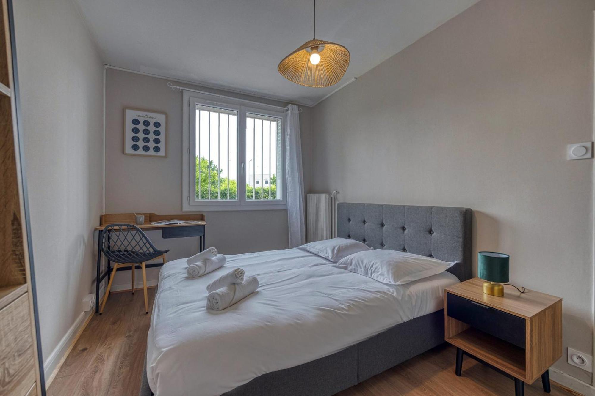 Le Liberation - Hotel Lesdigueres - Rocade グルノーブル エクステリア 写真